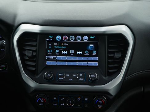 Used 2019 GMC Acadia SLT w/ LPO, Floor Liner Package image 16