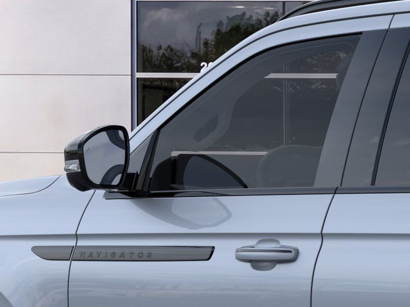 New 2025 Lincoln Navigator Reserve w/ Jet Appearance Package AWD/4WD image 20