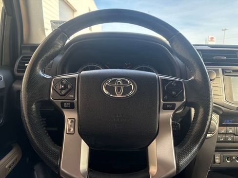 Used 2014 Toyota 4Runner Limited image 20