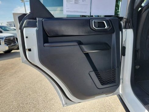 Certified 2025 Ford Bronco Badlands AWD/4WD image 16