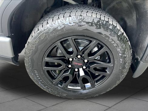 Used 2024 GMC Sierra 1500 Elevation AWD/4WD image 11