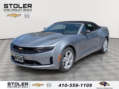 Used 2023 Chevrolet Camaro LT image 1