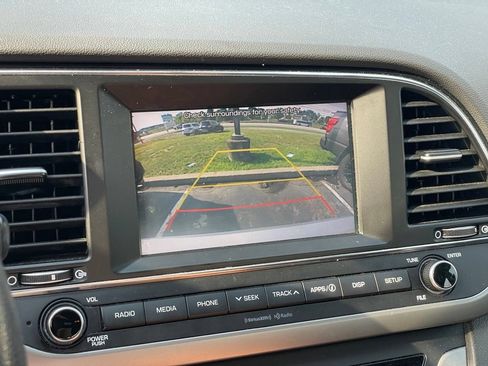 Used 2018 Hyundai Elantra SEL w/ Cargo Package FWD image 21