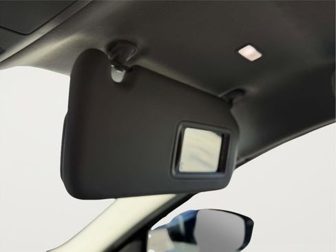 Used 2025 MAZDA CX-50 AWD 2.5 S w/ Preferred Package image 28