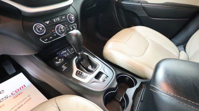 Used 2015 Jeep Cherokee Limited AWD/4WD image 18