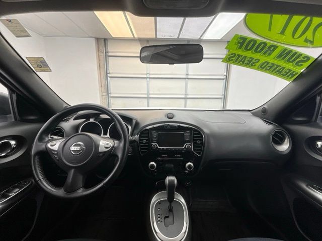 Used 2017 Nissan Juke SV FWD image 2