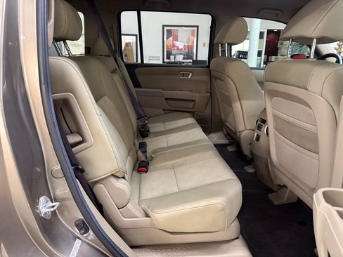 Used 2011 Honda Pilot LX image 16