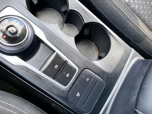 Used 2023 Ford Escape Active image 24