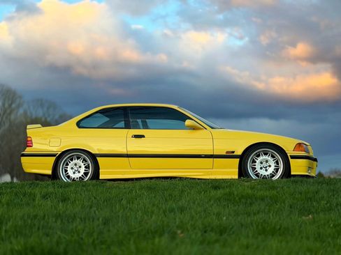 Used 1995 BMW M3 Coupe RWD image 5