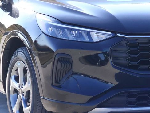 Used 2023 Ford Escape ST-Line image 7