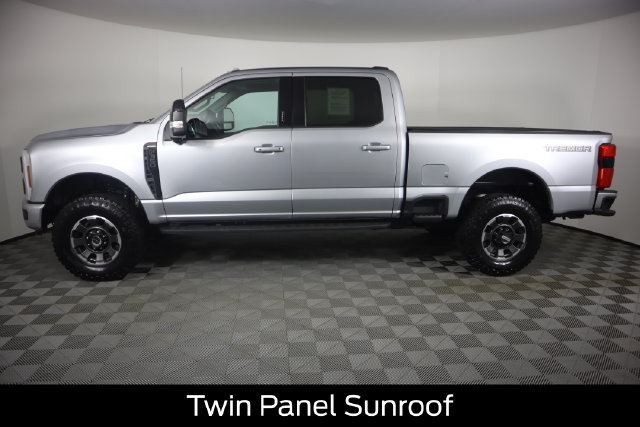 Used 2024 Ford F350 Lariat w/ Tremor Off-Road Package AWD/4WD image 6