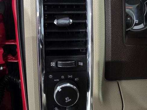 Used 2014 RAM 1500 Laramie w/ Convenience Group image 37