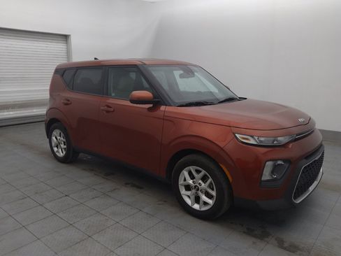 Used 2020 Kia Soul S image 11