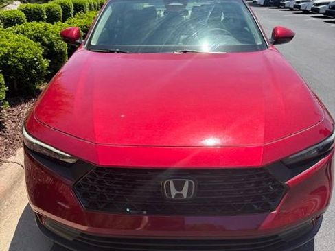 Used 2023 Honda Accord EX image 1