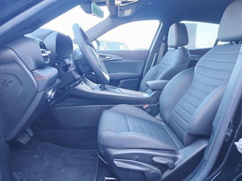 Used 2023 Dodge Hornet GT w/ Tech Pack w/o Parking image 11