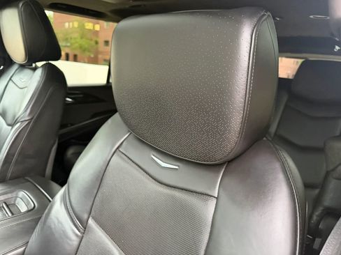 Used 2016 Cadillac Escalade ESV Platinum AWD/4WD image 13