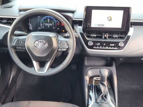 Used 2026 Toyota Corolla SE FWD image 27