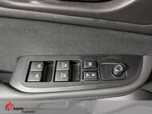 Used 2016 Subaru Outback 2.5i Premium AWD/4WD image 9