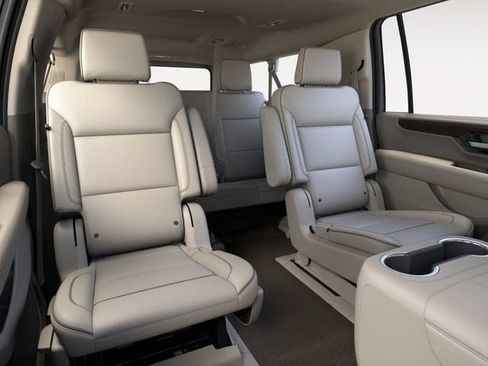 New 2026 GMC Yukon XL Denali w/ Sun & Power Step Package AWD/4WD image 17