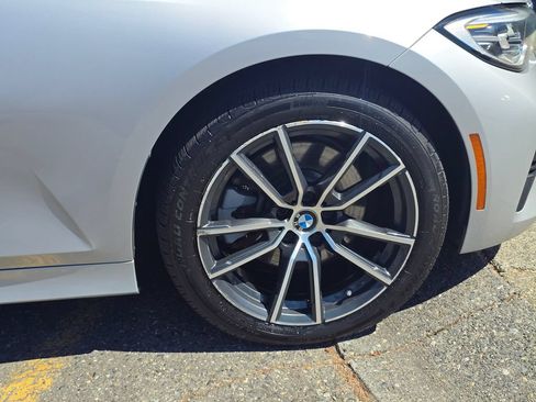 Used 2019 BMW 330i xDrive Sedan w/ Convenience Package AWD/4WD image 9