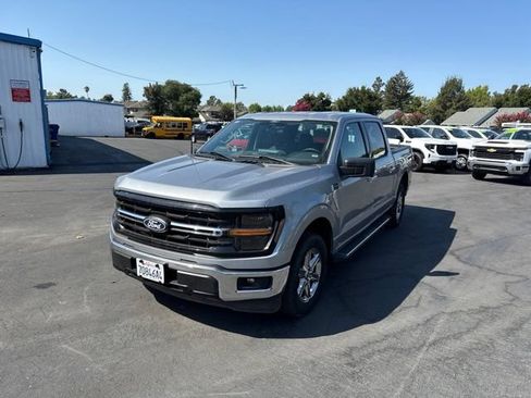 Used 2025 Ford F150 XLT w/ Equipment Group 301A Standard RWD image 5