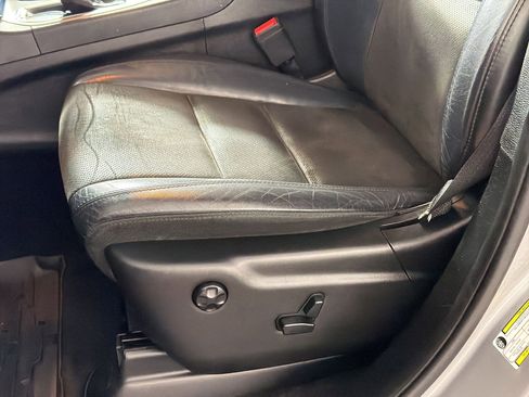 Used 2019 Jeep Grand Cherokee Altitude image 14