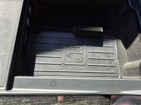 Used 2020 Audi Q7 3.0T Premium Plus image 31