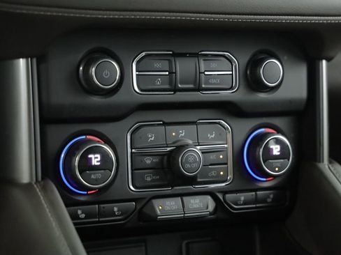 Used 2021 Chevrolet Tahoe LT image 20