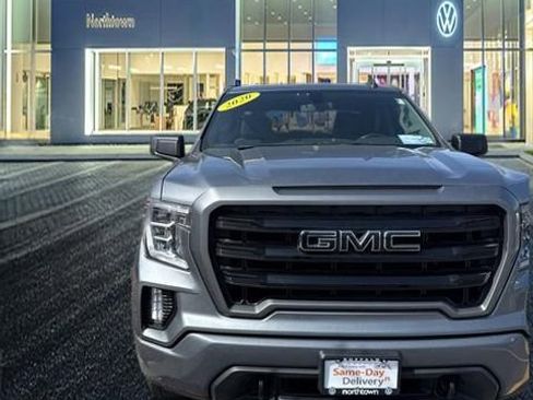 Used 2020 GMC Sierra 1500 Elevation w/ Elevation Value Package AWD/4WD image 17
