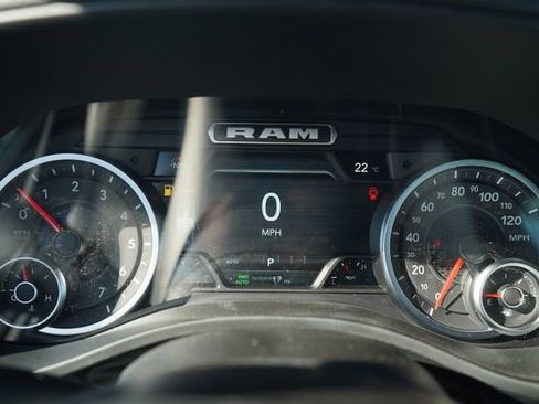 New 2026 RAM 1500 4x4 Crew Cab image 30