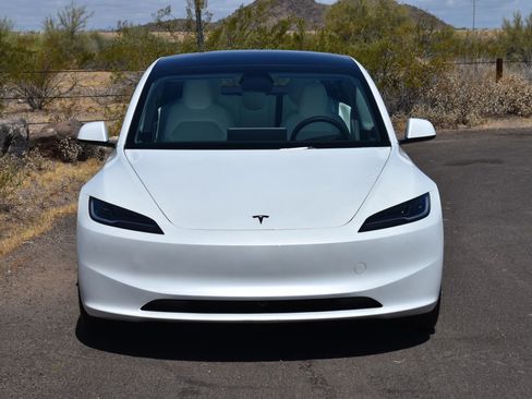 Used 2026 Tesla Model 3 RWD image 2