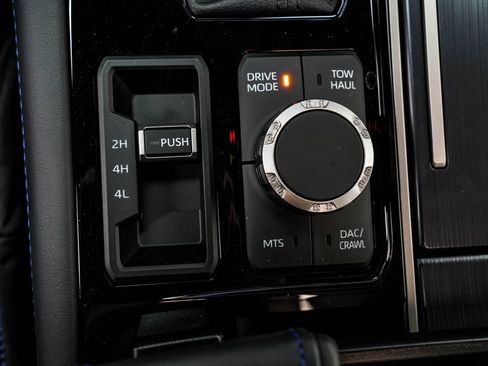 Used 2026 Toyota Tundra Platinum w/ TRD Off-Road Package AWD/4WD image 19