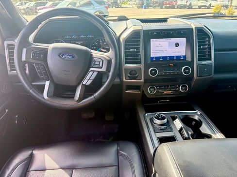 Used 2020 Ford Expedition XLT w/ Equipment Group 201A RWD image 12