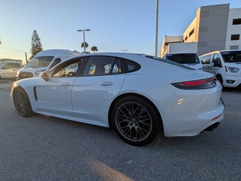 Used 2023 Porsche Panamera Platinum Edition w/ Sportdesign Package image 9