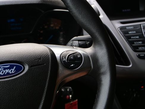 Used 2016 Ford Transit Connect XLT image 28
