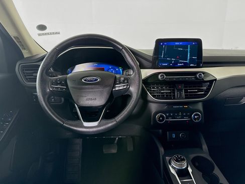 Used 2020 Ford Escape SE Sport image 28