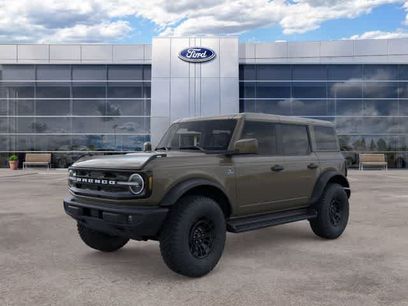 New 2026 Ford Bronco Outer Banks w/ Sasquatch Package
