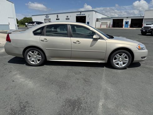 Used 2012 Chevrolet Impala LT FWD image 8