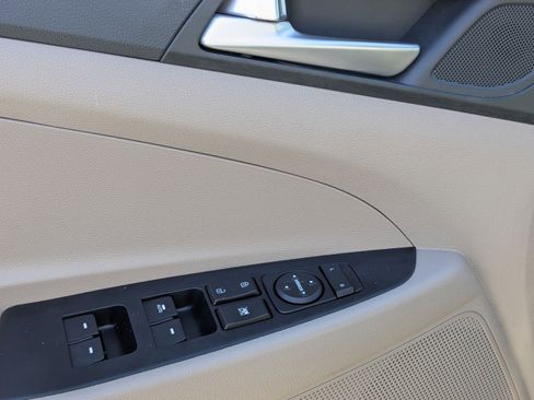 Used 2019 Hyundai Tucson Value image 14