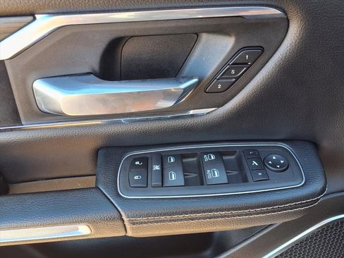 Used 2024 RAM 1500 Laramie image 22