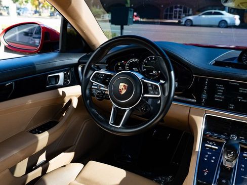 Used 2020 Porsche Panamera 4 w/ Premium Package Plus AWD/4WD image 9