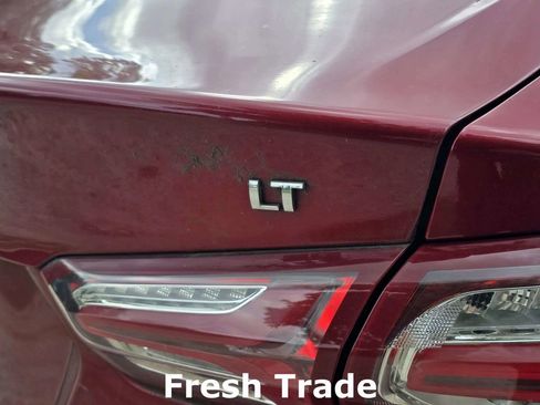 Used 2021 Chevrolet Malibu LT FWD image 14