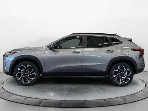 New 2026 Chevrolet Trax RS w/ Sunroof Package image 3