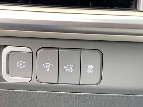 Used 2025 Hyundai Santa Fe SEL image 23