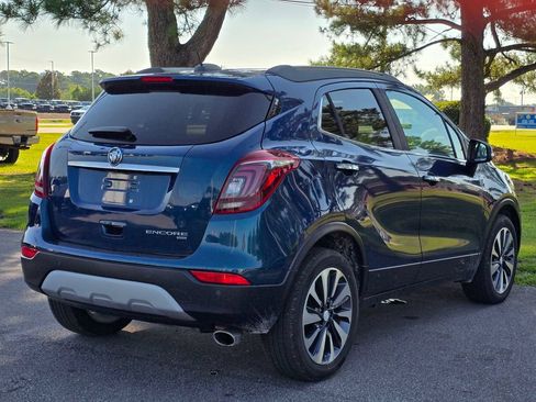 Used 2019 Buick Encore Essence w/ Safety Package II AWD/4WD image 3