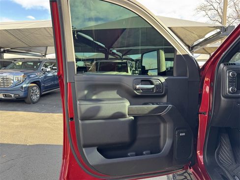 Used 2023 GMC Sierra 3500 AT4 w/ AT4 Premium Plus Package image 6