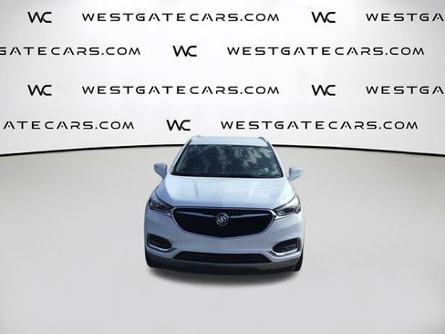 Used 2020 Buick Enclave Essence image 4