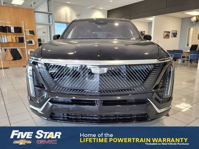 New 2026 Cadillac Vistiq Luxury w/ LPO, Floor Liner Package