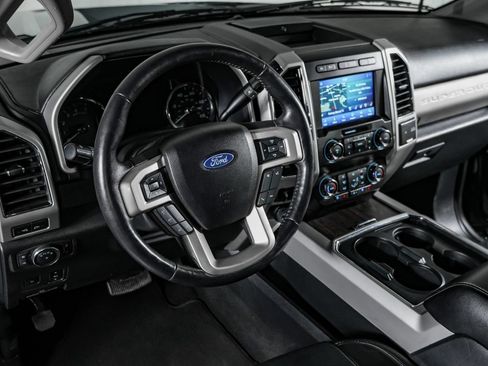 Used 2021 Ford F250 Lariat w/ Lariat Ultimate Package AWD/4WD image 15