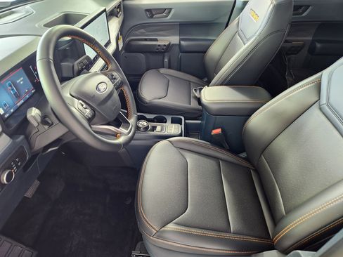 New 2026 Ford Maverick Tremor image 12